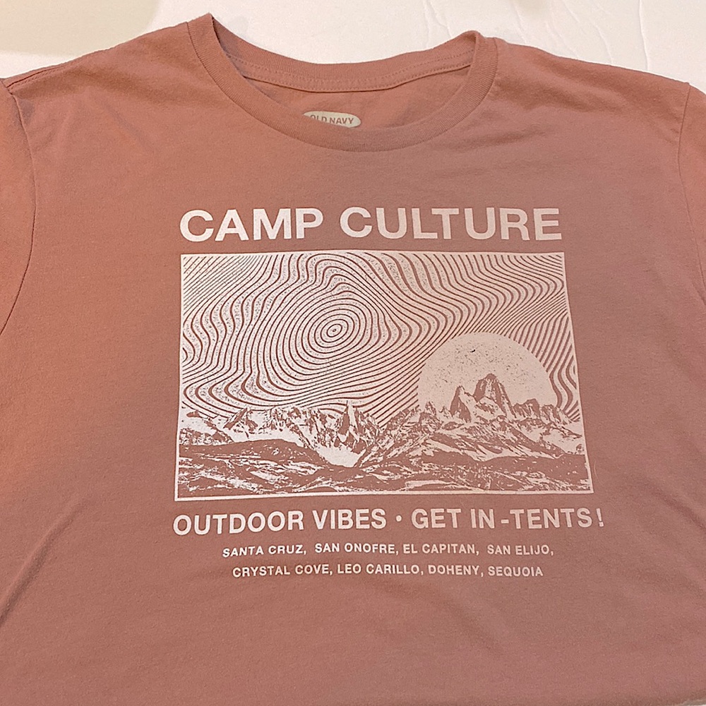 Old Navy Soft-Washed Graphic Tee- Size Small